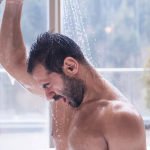 Tắm nước lạnh có giảm cân không? Tiết lộ lý do bạn nên tắm bằng nước lạnh ngay hôm nay 